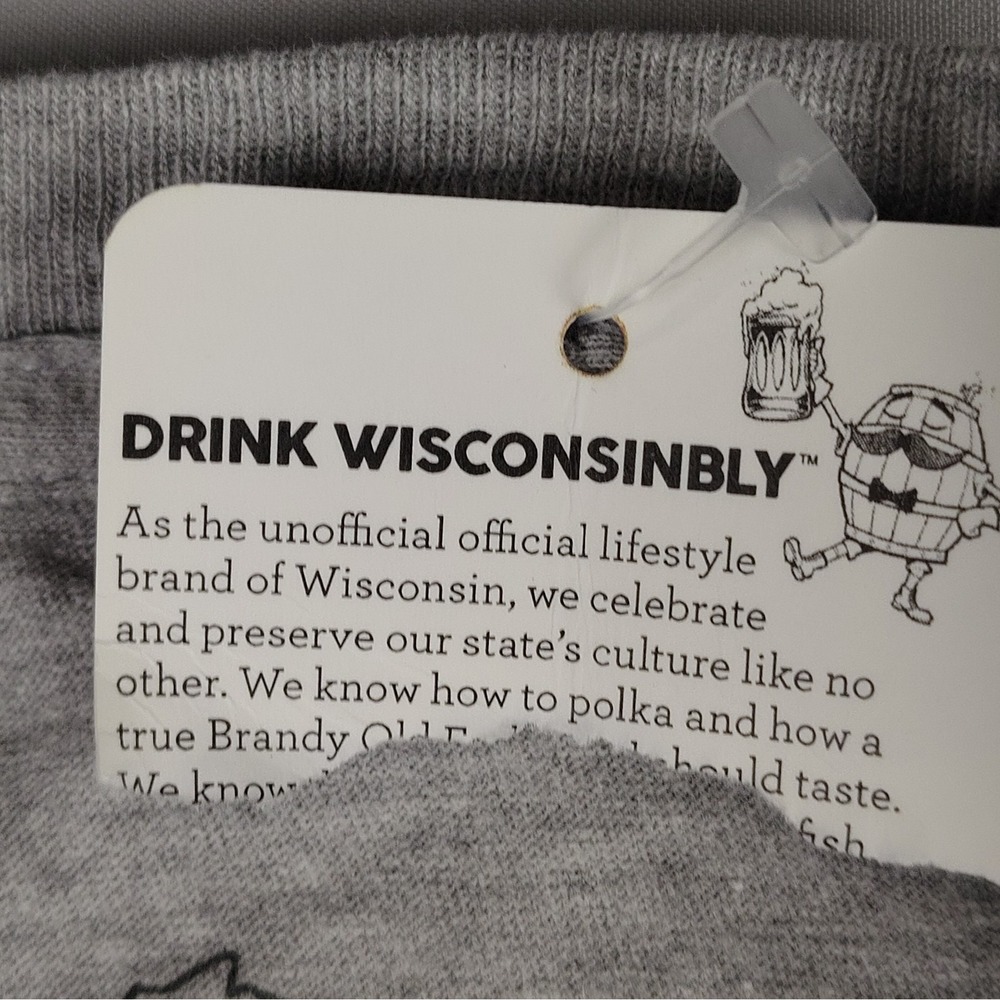 NWT Drink Wisconsinbly T Shirt Mens 2XL Gray Graphic Beer Blue Ribbon Wisconsin - Picture 6 of 15